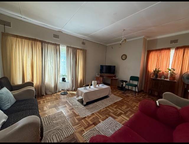 3 BEDROOM HOUSE FOR SALE IN VANDERBIJLPARK CW 2